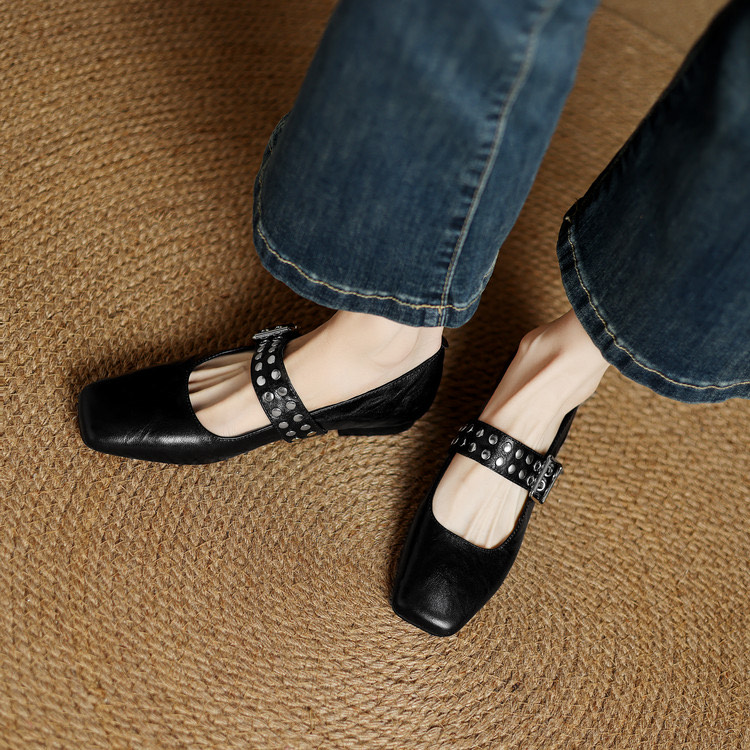Buckle Black Flats