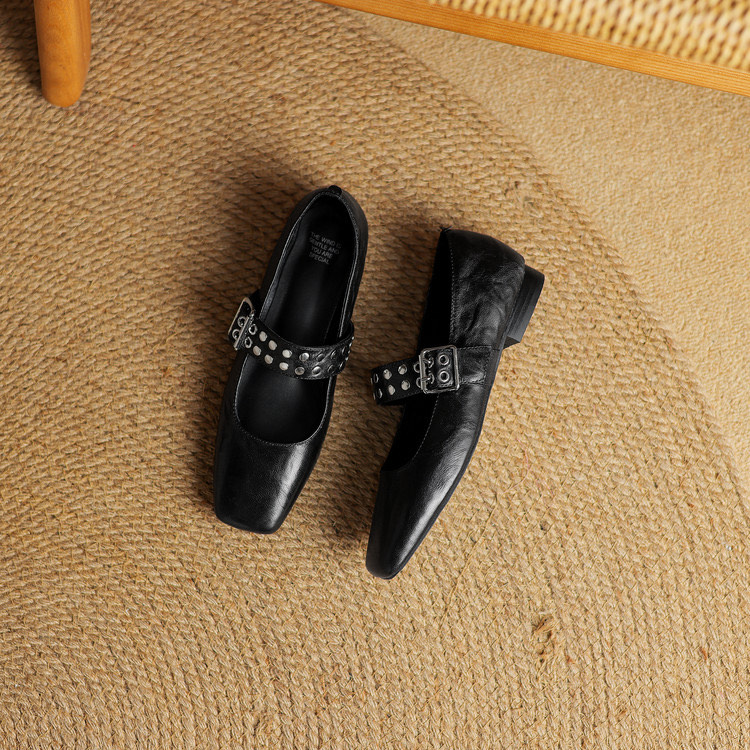 Buckle Black Flats