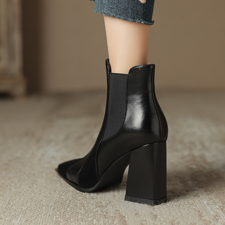 Pointed-Toe Boots