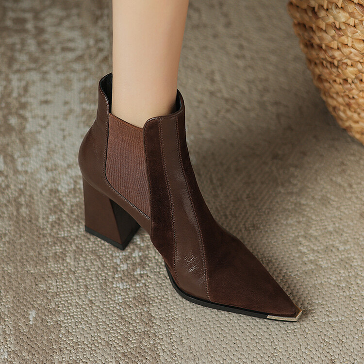 Pointed-Toe Boots