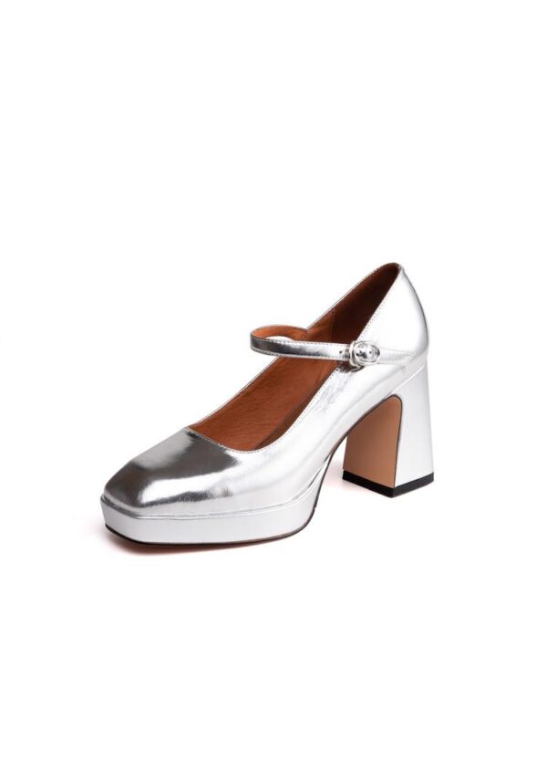 Scarlett' Pumps