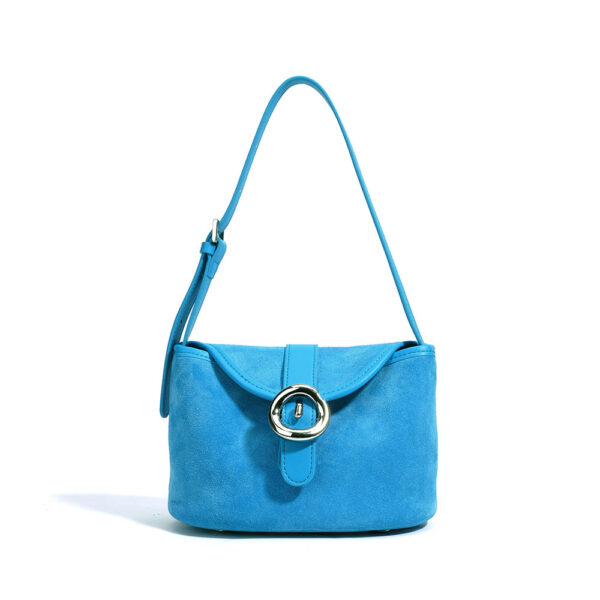 'Azure' Chic