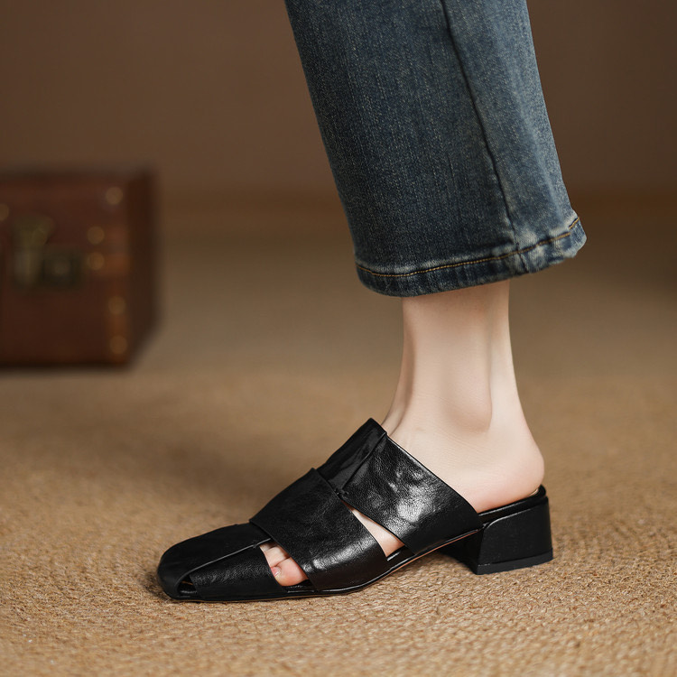 Black Leather Mule