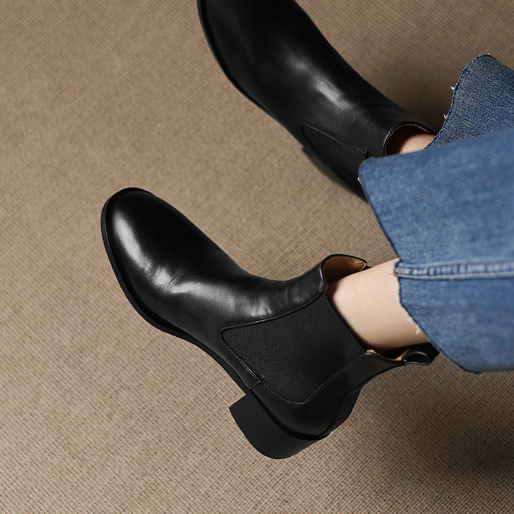 Black Chelsea Boots