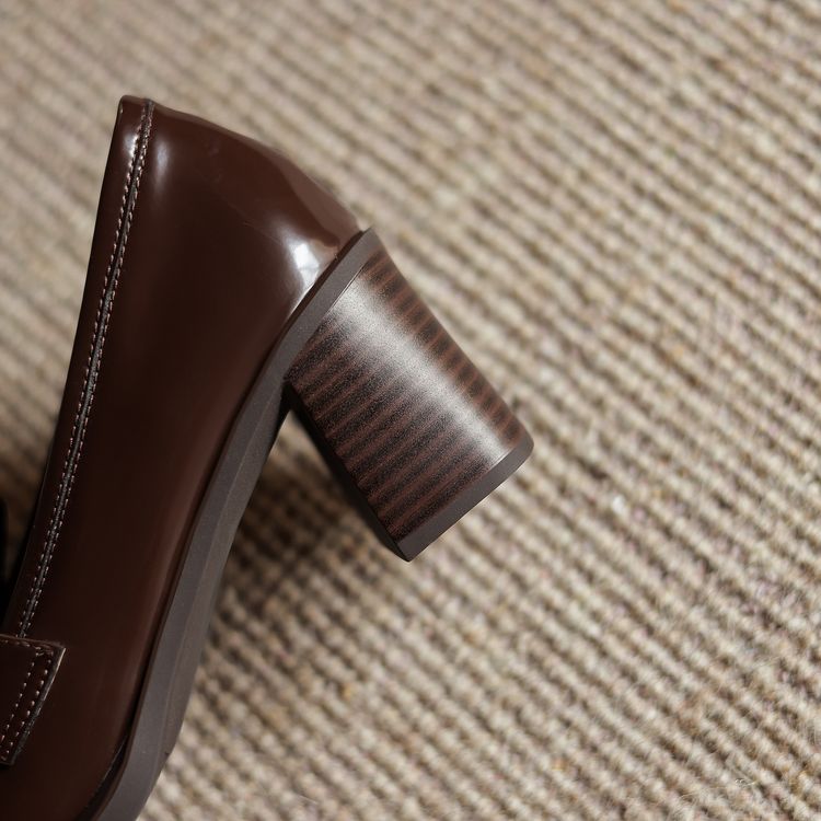 Chocolate Pumps