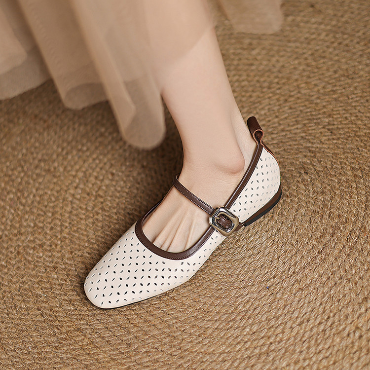 White & Brown Flats