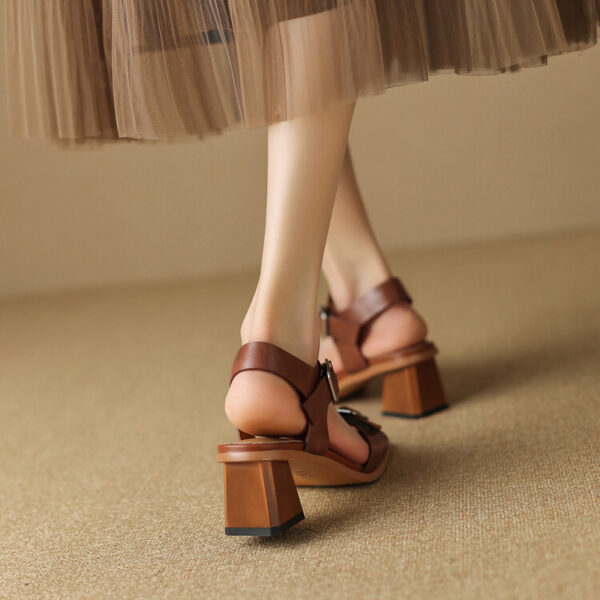 Valentina' Sandals - Image 4