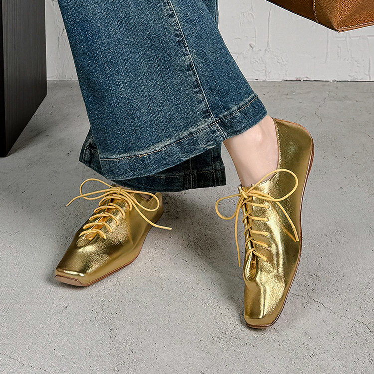 Lace-up Flats