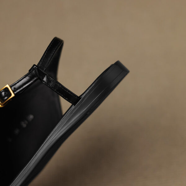 Lirio' Sandals - Image 9