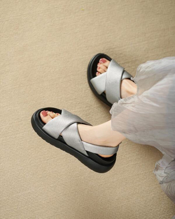 Luna Crosswalk - Image 4