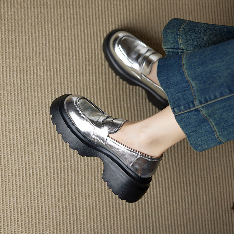 Silver Platforms