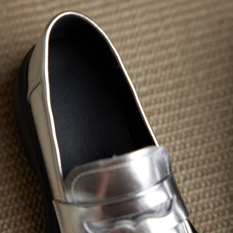 Silver Platforms