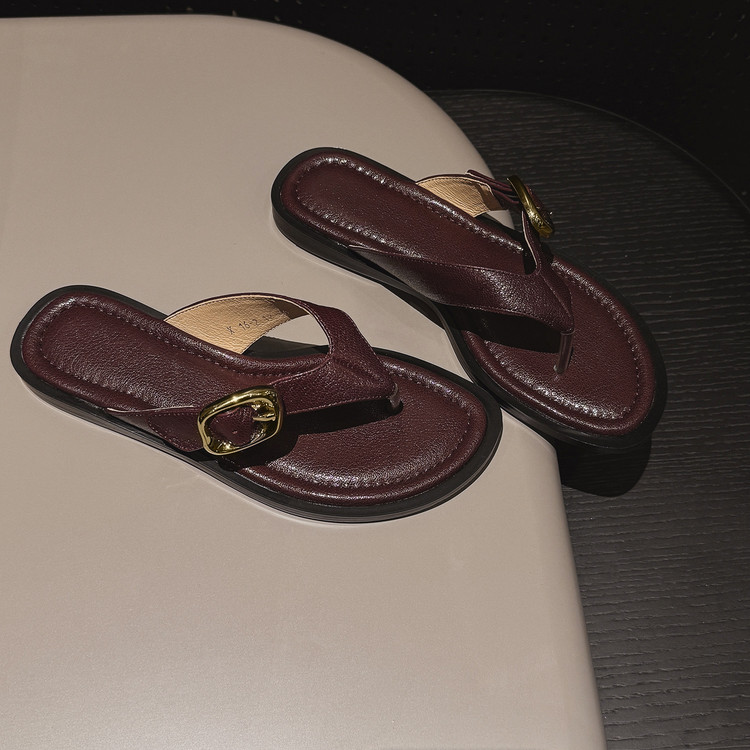 Wine-red Sandals
