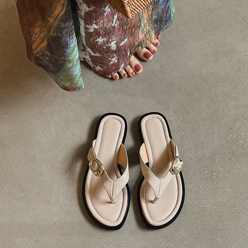 Beige Slippers Sandals