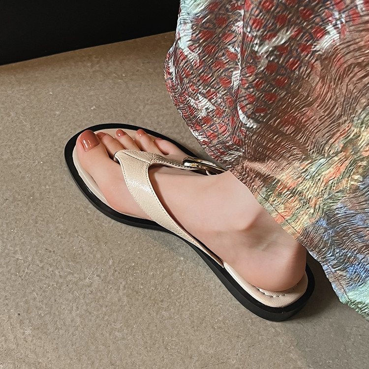 Beige Slippers Sandals