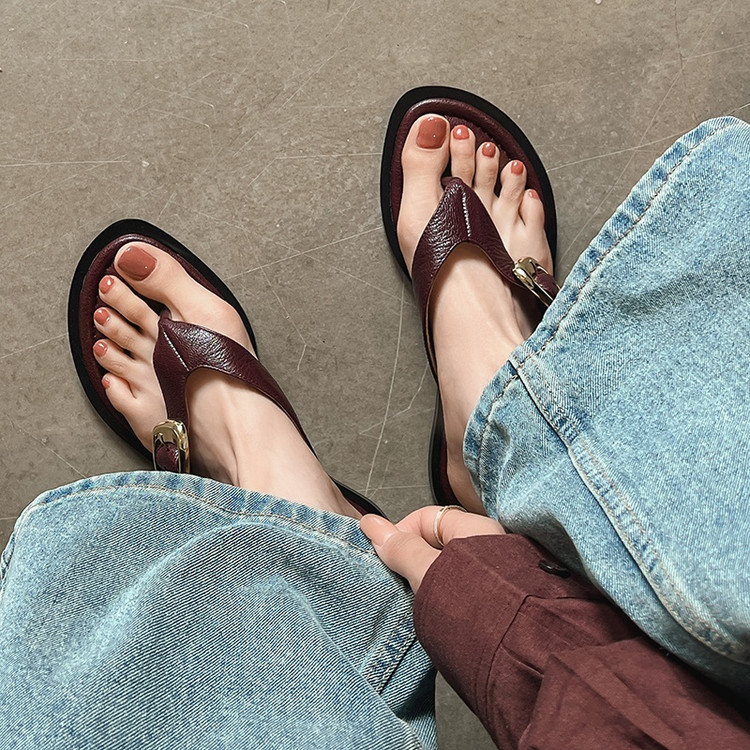 Wine-red Sandals