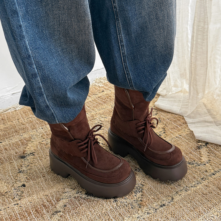 Chunky Lace-up Boots