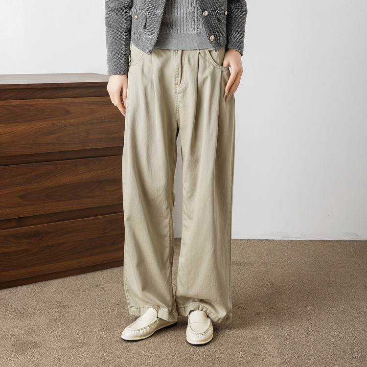 Cream Round-toe loafers