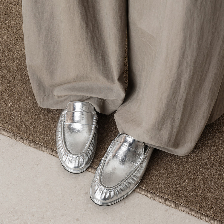 Silver Round-toe Flats