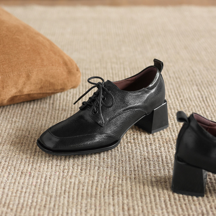 Lace-up Black Loafers