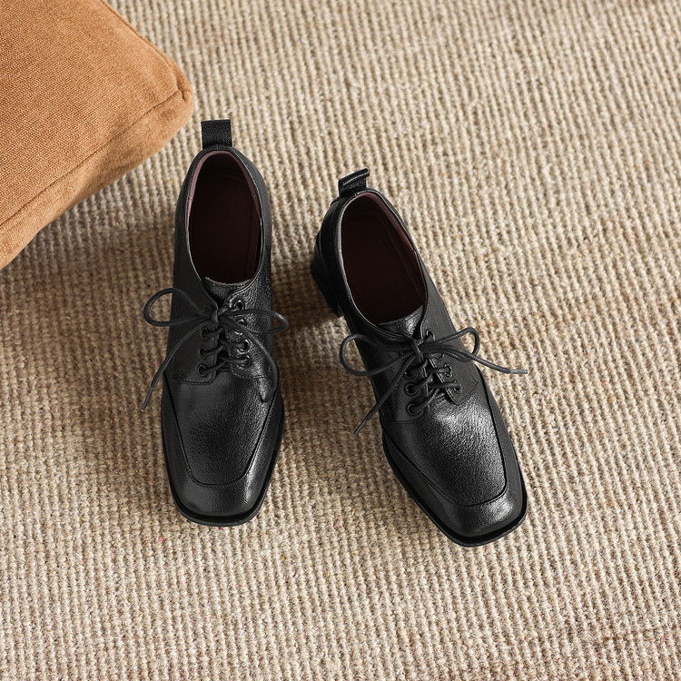 Lace-up Black Loafers