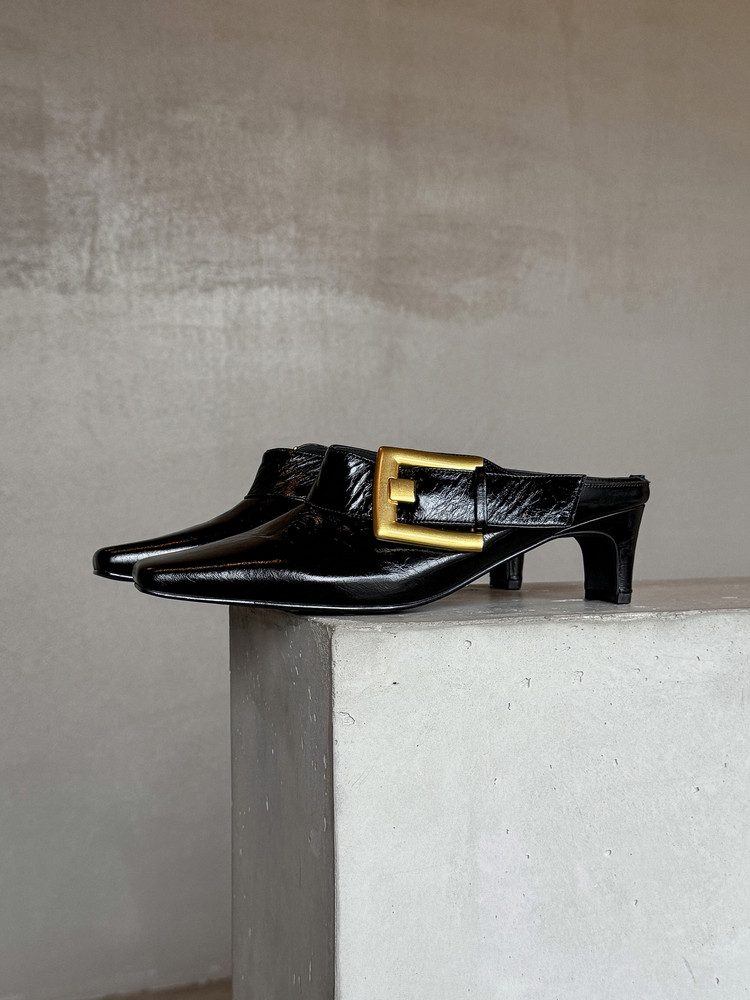 Square-toe Mules