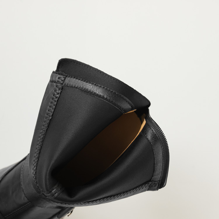 Black Pointed-toe Boots