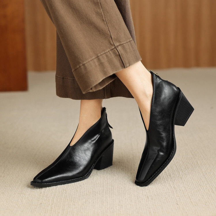 Block heel Ankle Boots