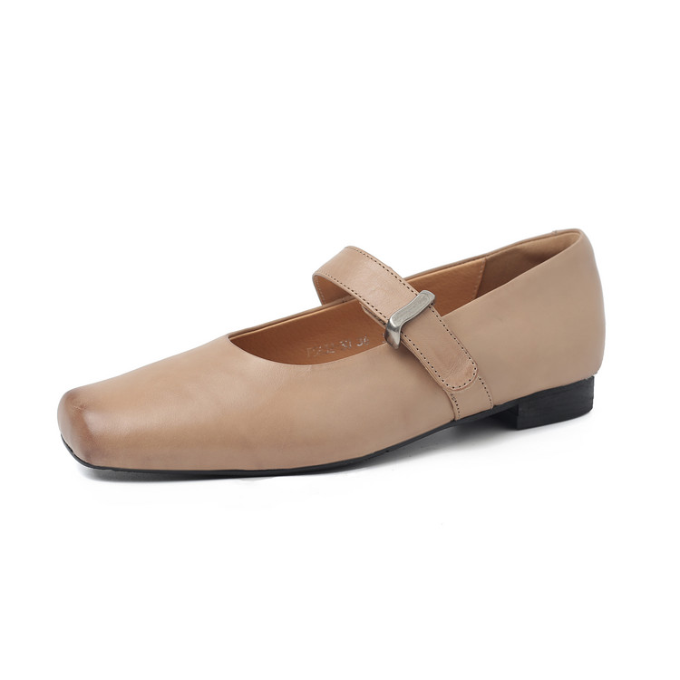 Square-toe Mary Janes